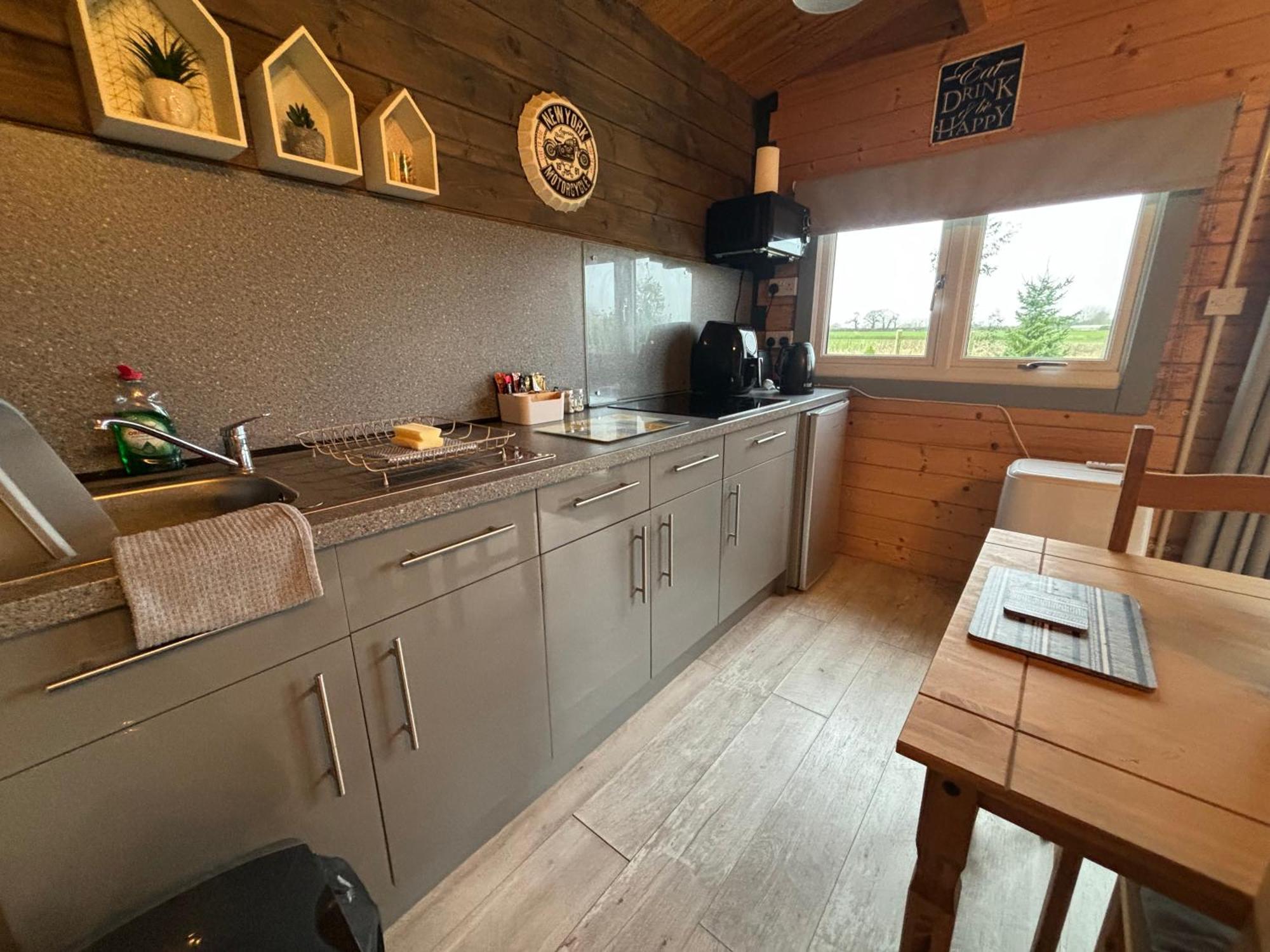 Rife Lodges อารันเดล ภายนอก รูปภาพ